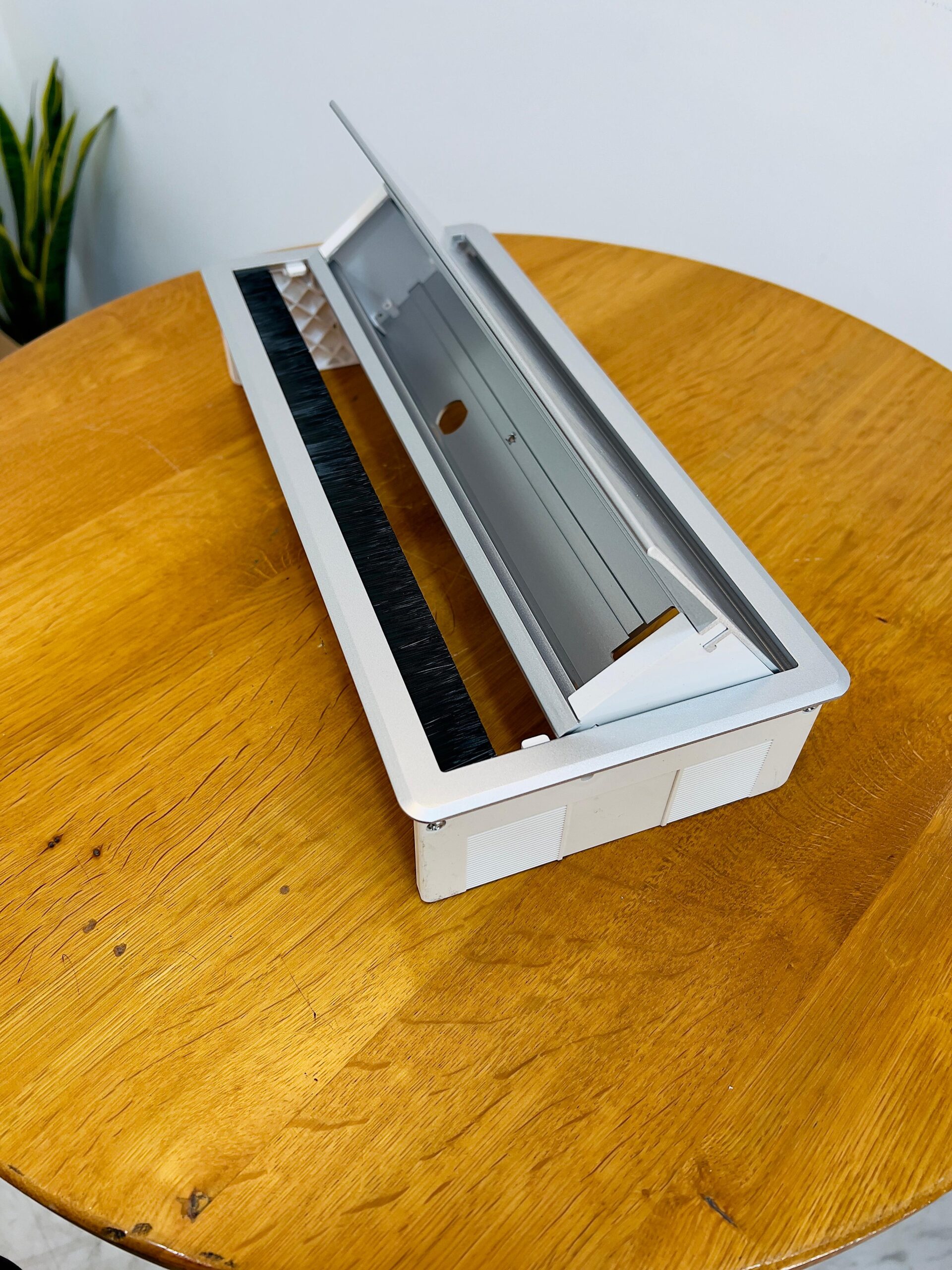 GOWEL 12 MODULE EMPTY DESKTOP BOX SILVER - Image 2